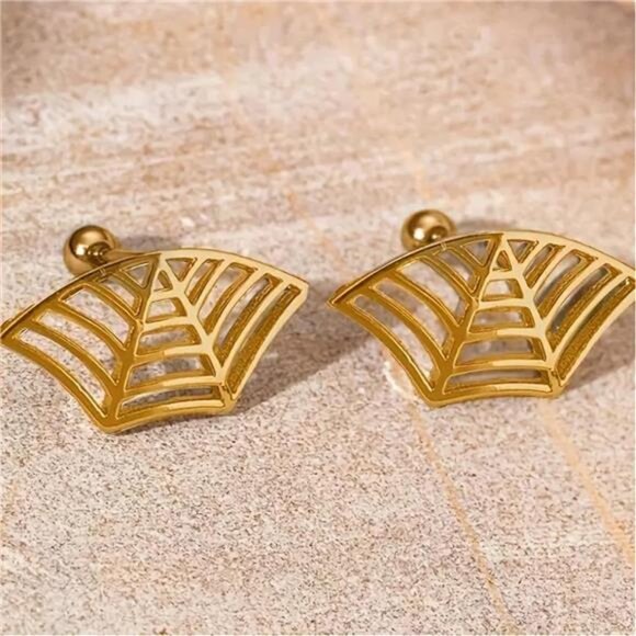 Hidden Helix Earrings –Delicate Alloy Cartilage Piercing Jewelry, Hypoallergenic - Picture 4 of 5